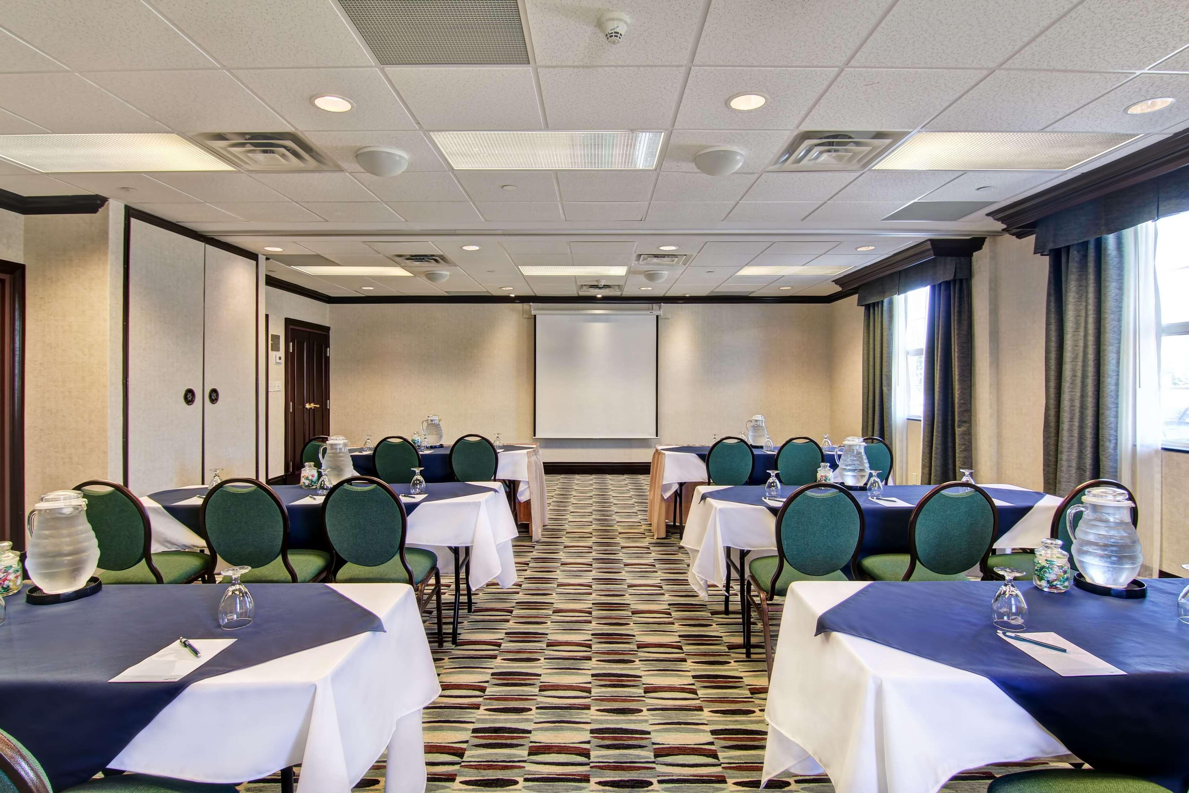 Homewood Suites By Hilton Toronto Mississauga Buitenkant foto