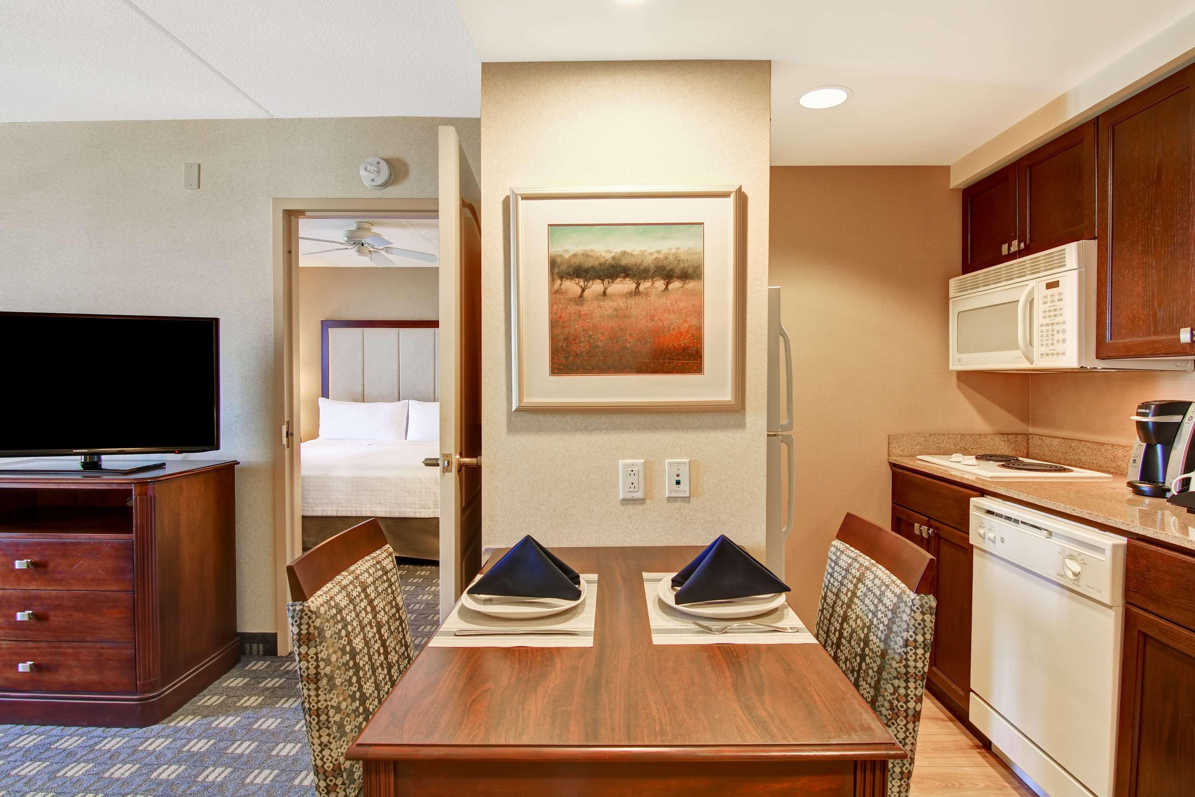 Homewood Suites By Hilton Toronto Mississauga Buitenkant foto