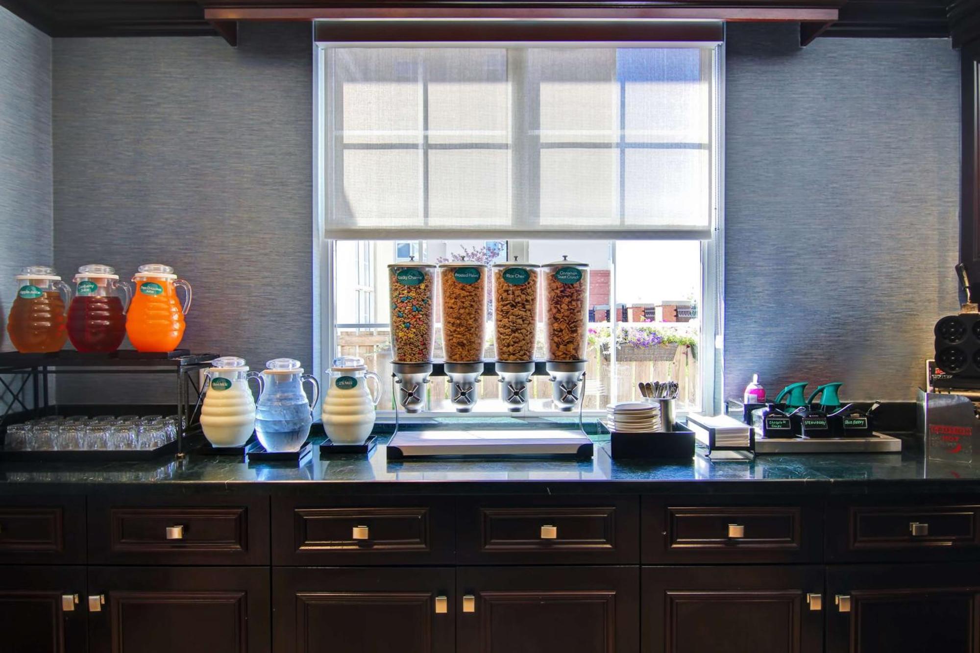 Homewood Suites By Hilton Toronto Mississauga Buitenkant foto